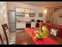 Apartmaji Sora - 80 m from sea: A1(2+1), A2(4+2) Preko - Otok Ugljan  - Apartma - A2(4+2): kuhinja in jedilnica