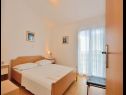 Apartmaji Mare - with parking : A1 prizemlje(4), A2 kat(4) Bibinje - Riviera Zadar  - Apartma - A1 prizemlje(4): spalnica