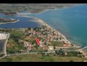 Apartmaji Branko - 150m from the sea: SA2(2) Nin - Riviera Zadar  - hiša