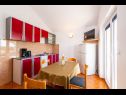 Apartmaji Ivan - modern & close to center: A1(4), A2(2+2) Nin - Riviera Zadar  - Apartma - A1(4): kuhinja in jedilnica