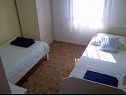 Apartmaji Duskica - close to the sea: A1(4+1) Petrčane - Riviera Zadar  - Apartma - A1(4+1): spalnica