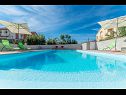 Apartmaji Mlađo - swimming pool: A1(4+2), A2(4+2), A3(2+2), A4(2+2) Privlaka - Riviera Zadar  - bazen