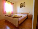 Apartmaji Mari - 30m from the sea: A1(3+1), A2(3+1), A3(3+1) Seline - Riviera Zadar  - Apartma - A2(3+1): spalnica