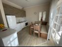 Apartmaji Ante - 200 m from beach: A2(4+2) Starigrad-Paklenica - Riviera Zadar  - Apartma - A2(4+2): kuhinja in jedilnica