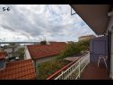 Apartmaji Mirja - 130 m from sea: A1(8+1) Starigrad-Paklenica - Riviera Zadar  - Apartma - A1(8+1): terasa