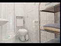 Apartmaji Old Stone: SA1(2), A2(4+1), SA4(2) Sukošan - Riviera Zadar  - Apartma - A2(4+1): kopalnica s straniščem