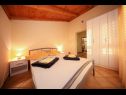Apartmaji Anita - 100 m from the beach: A1(2+2), SA2(2+2), A3(2+2), A4(2+2) Sukošan - Riviera Zadar  - Apartma - A1(2+2): spalnica