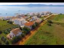 Apartmaji Anita - 100 m from the beach: A1(2+2), SA2(2+2), A3(2+2), A4(2+2) Sukošan - Riviera Zadar  - podrobnost (hiša in okolica)