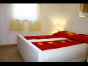 Apartmaji Almond A1(2+2), A2(4+2), A3(4+2) Vir - Riviera Zadar  - Apartma - A1(2+2): spalnica