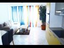Apartmaji Almond A1(2+2), A2(4+2), A3(4+2) Vir - Riviera Zadar  - Apartma - A1(2+2): dnevna soba