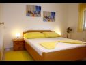 Apartmaji Almond A1(2+2), A2(4+2), A3(4+2) Vir - Riviera Zadar  - Apartma - A2(4+2): spalnica