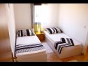 Apartmaji Almond A1(2+2), A2(4+2), A3(4+2) Vir - Riviera Zadar  - Apartma - A3(4+2): spalnica