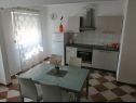 Apartmaji Sanja - 100 meters to the beach A1(4+1), A2(4+1), A3(4+1), A4(4+1) Vir - Riviera Zadar  - Apartma - A2(4+1): kuhinja in jedilnica