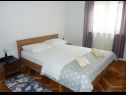 Apartmaji Bozica - 70m from the beach & parking: A1(4), A2-prvi kat(4+1), A3(4), A4-drugi kat(4+1) Vir - Riviera Zadar  - Apartma - A2-prvi kat(4+1): spalnica