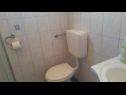 Apartmaji Vanja - terrace & BBQ A1(4+2), A2(4+1) Vir - Riviera Zadar  - Apartma - A2(4+1): kopalnica s straniščem