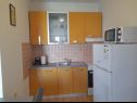 Apartmaji Vanja - terrace & BBQ A1(4+2), A2(4+1) Vir - Riviera Zadar  - Apartma - A2(4+1): kuhinja