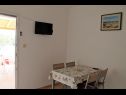 Apartmaji Snjeza - 80 m from beach: A1 Studio (4), A2 Apartman (2+2) Vir - Riviera Zadar  - Apartma - A1 Studio (4): jedilnica