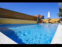 Apartmaji Suza - relaxing & beautiful: A1(2+2), A2(4+2) Zadar - Riviera Zadar  - bazen