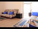 Apartmaji in sobe Jagoda - comfy and cozy : A1 Lijevi (3+2), A2 Desni (3+2), R1(4) Zadar - Riviera Zadar  - Apartma - A2 Desni (3+2): dnevna soba