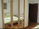 Apartmaji Ivan - with large terrace : A1(5) Zadar - Riviera Zadar  - Apartma - A1(5): spalnica