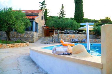 Hiša za počitnice Nave - private pool: H(4+1) Postira - Otok Brač  - Hrvaška 