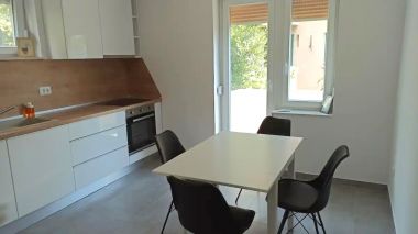 Apartmaji Karmen - modern and comfy: A1(2+1) Rijeka - Kvarner 