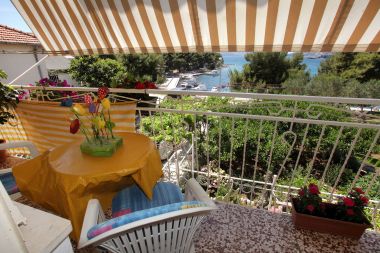 Apartmaji Laura - 20m from the sea A4(6) Trogir - Riviera Trogir 