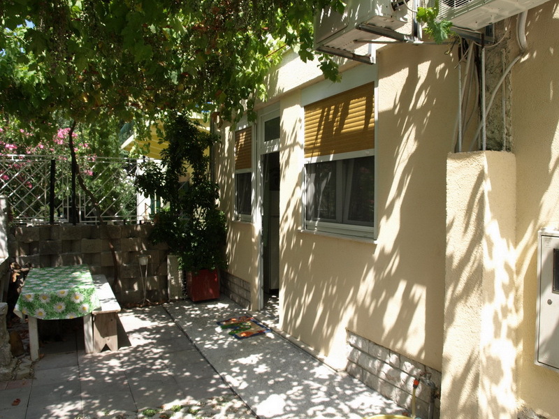 Apartmaji Edvard - garden terrace : SA1- zeleni (2), SA2- plavi (2) Split - Riviera Split 