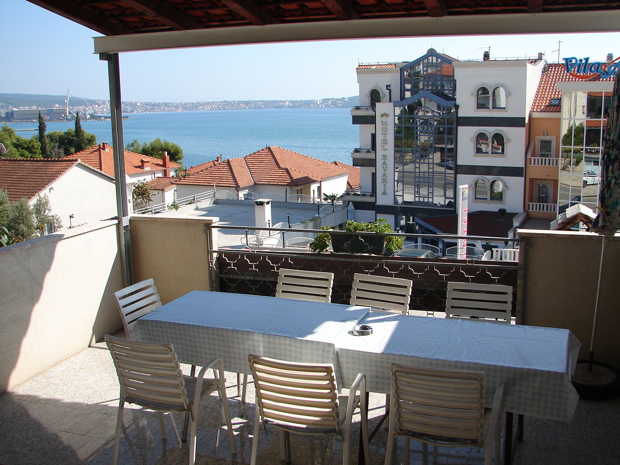 Apartmaji Milka - 100m from the sea A1(4), A2(2+1) Seget Donji - Riviera Trogir 
