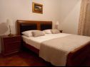 Apartmaji Renci - 100 m from sea: A1(8+2) Biograd - Riviera Biograd  - Apartma - A1(8+2): spalnica