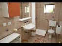 Apartmaji Ivo - relaxing & comfortable: A1(4+1) Vrgada (Otok Vrgada) - Riviera Biograd  - Apartma - A1(4+1): kopalnica s straniščem