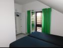Apartmaji Coloured - apartments on island: A1 - plavi (4):, A2 -zeleni (4):, SA3 - studio (2+1):, A4 - bijeli (4+2): Povlja - Otok Brač  - Apartma - A4 - bijeli (4+2):: spalnica