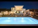 Hiša za počitnice Margita - luxury with private pool: H(6) Splitska - Otok Brač  - Hrvaška  - bazen