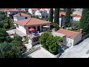 Apartmaji Smilja - great location: A1(6+1) Gornji-Pašike, A2(4+1) Donji-Pašike Supetar - Otok Brač  - hiša