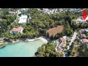 Apartmaji Leana - great location and close to beach: A1(2+1) Supetar - Otok Brač  - pogled (hiša in okolica)