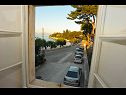 Apartmaji Piv - 10 m from beach: A1(6), A2(6), A3(6), SA4(2) Sutivan - Otok Brač  - Apartma - A2(6): pogled z okna