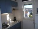 Apartmaji Aurelius - relaxing with gorgeous view A1 Luce (4+2), A2 Marin(2+2), A3 Maja(4+2), A4 Duje(2+2) Okrug Gornji - Otok Čiovo  - Apartma - A1 Luce (4+2): kuhinja