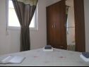 Apartmaji Aurelius - relaxing with gorgeous view A1 Luce (4+2), A2 Marin(2+2), A3 Maja(4+2), A4 Duje(2+2) Okrug Gornji - Otok Čiovo  - Apartma - A2 Marin(2+2): spalnica