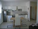 Apartmaji Mici 1 - great location and relaxing: A1(4+2) , SA2(2) Cres - Otok Cres  - interijer