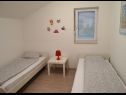 Apartmaji Đurđa A1-Mali(2+1), A2-Veliki(4) Crikvenica - Riviera Crikvenica  - Apartma - A2-Veliki(4): spalnica