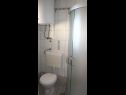 Apartmaji Iva SA1(2+1), SA2(2+1), SA3(2+1) Crikvenica - Riviera Crikvenica  - Studio apartma - SA2(2+1): kopalnica s straniščem