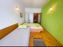 Apartmaji Ani - 10 M from the sea SA1 zeleni(2+1), SA2 žuti(2+1) Jadranovo - Riviera Crikvenica  - Studio apartma - SA1 zeleni(2+1): spalnica