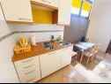 Apartmaji Ani - 10 M from the sea SA1 zeleni(2+1), SA2 žuti(2+1) Jadranovo - Riviera Crikvenica  - Studio apartma - SA2 žuti(2+1): kuhinja in jedilnica