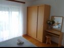 Apartmaji Zrinko A1(5)-Mali, A2(5)-Veliki Novi Vinodolski - Riviera Crikvenica  - Apartma - A1(5)-Mali: spalnica