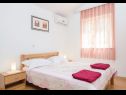 Apartmaji Ljuba - in center & close to the beach: A1(2+2), A2(2+2), A3(2+2), A4(2+2) Duba - Riviera Dubrovnik  - Apartma - A4(2+2): spalnica