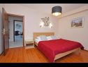 Apartmaji Star 2 - romantic apartments : A1 LUNA (4+2), A2 STELLA (6) Dubrovnik - Riviera Dubrovnik  - Apartma - A1 LUNA (4+2): spalnica