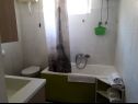 Apartmaji Dioniza - 150 m from beach: A1(2+2), A2(3), A3(2+2) Jelsa - Otok Hvar  - Apartma - A3(2+2): kopalnica s straniščem