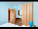 Apartmaji Gold - 300 m from beach: A1(2), A2(3+1) Stari Grad - Otok Hvar  - Apartma - A2(3+1): spalnica