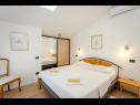 Apartmaji Dream - 20 m from sea: Gold(3) Medulin - Istra  - Apartma - Gold(3): spalnica