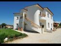 Apartmaji Martin - modern: A2(4), A3(4), A4(4) Rovinjsko Selo (Rovinj) - Istra  - hiša